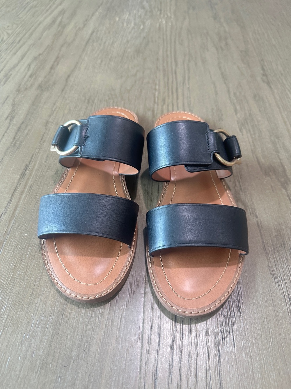 Coach Leather Slip-On Flat Sandals Size 7 Black Hallie - Picture 3 of 9